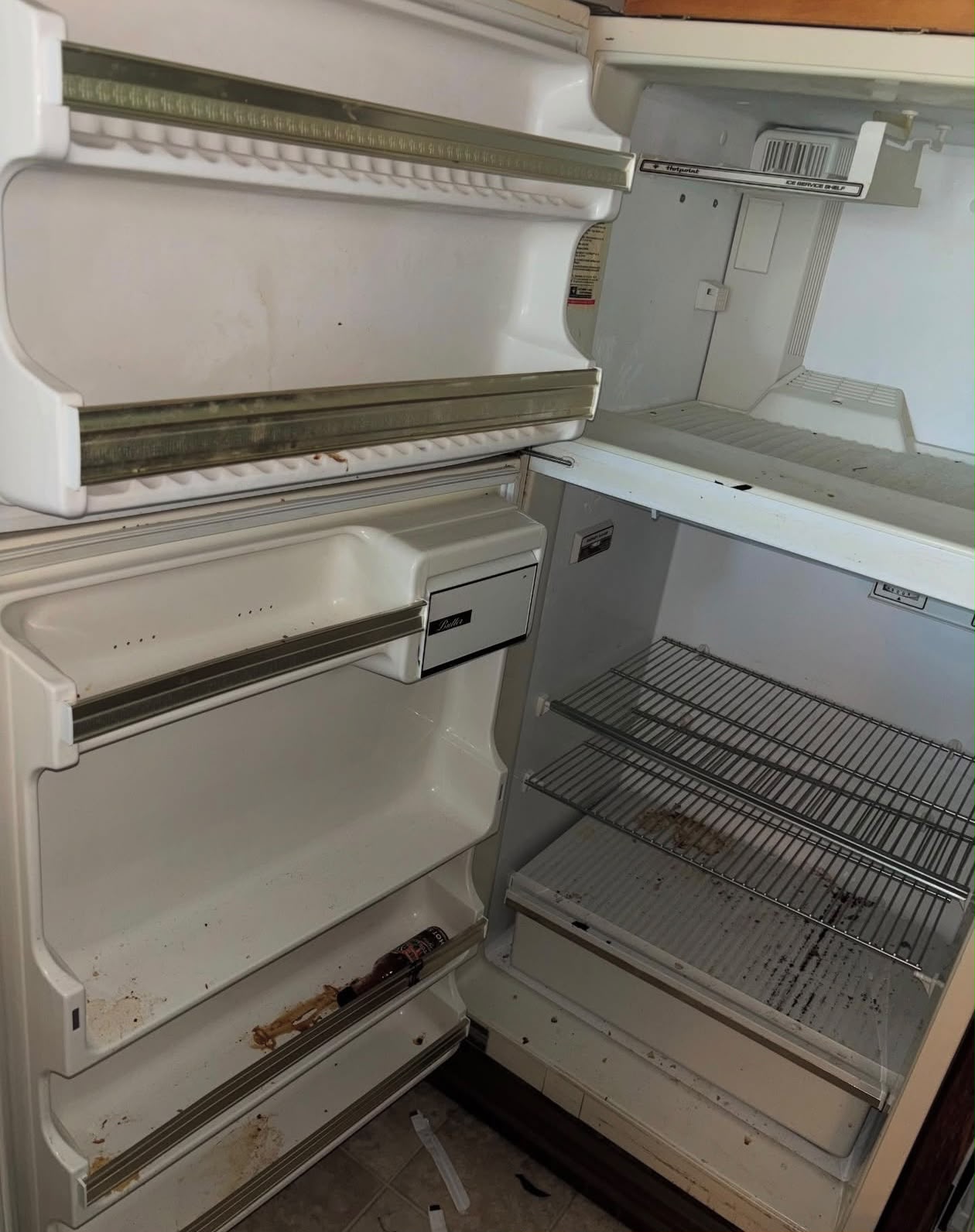 Refrigerator before cleaning